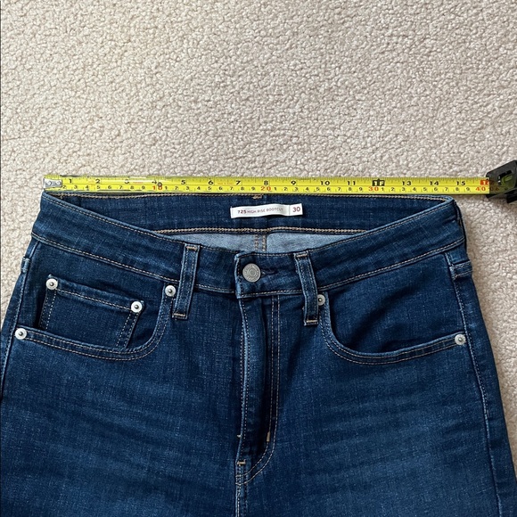 Levi Strauss 725 High-Rise Bootcut Jeans 30 New No Tags - Picture 5 of 6